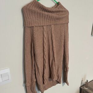 Ivanka Trump medium sweater